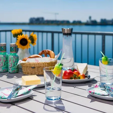 Waterkant Apartman *